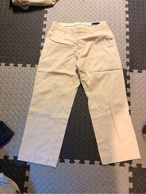Banana Republic Men's Light Beige Chino Pants